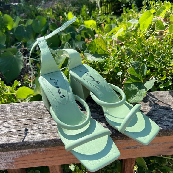 Free People Parker Pillow Green Heels Women’s 7 - Picture 1 of 5